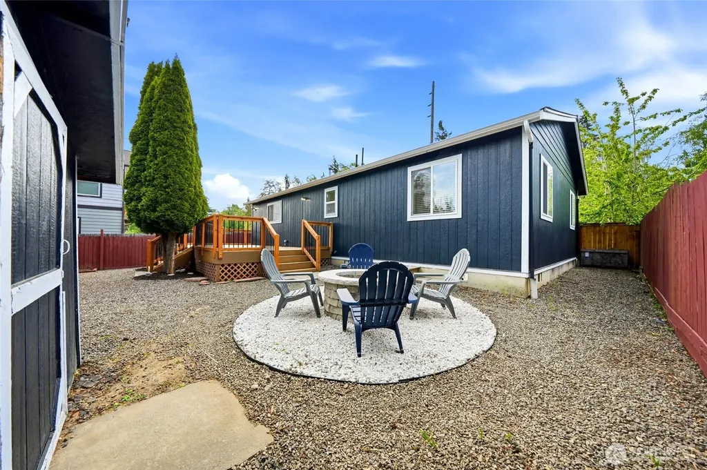 3523 Bennett Drive Bellingham WA 98225