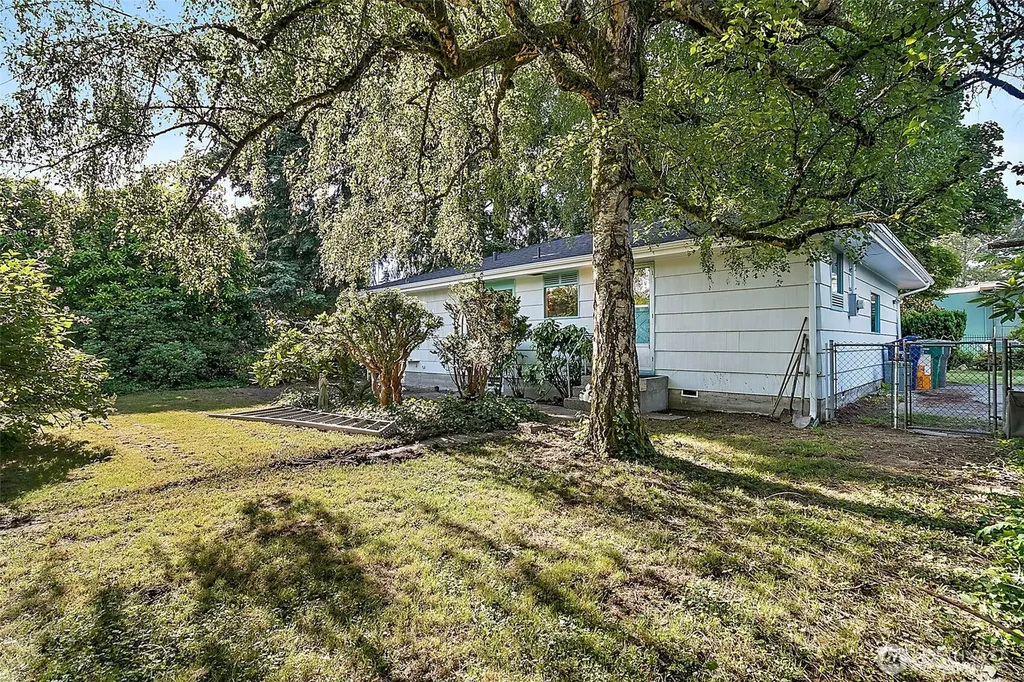 815 10th Street NE Auburn WA 98002