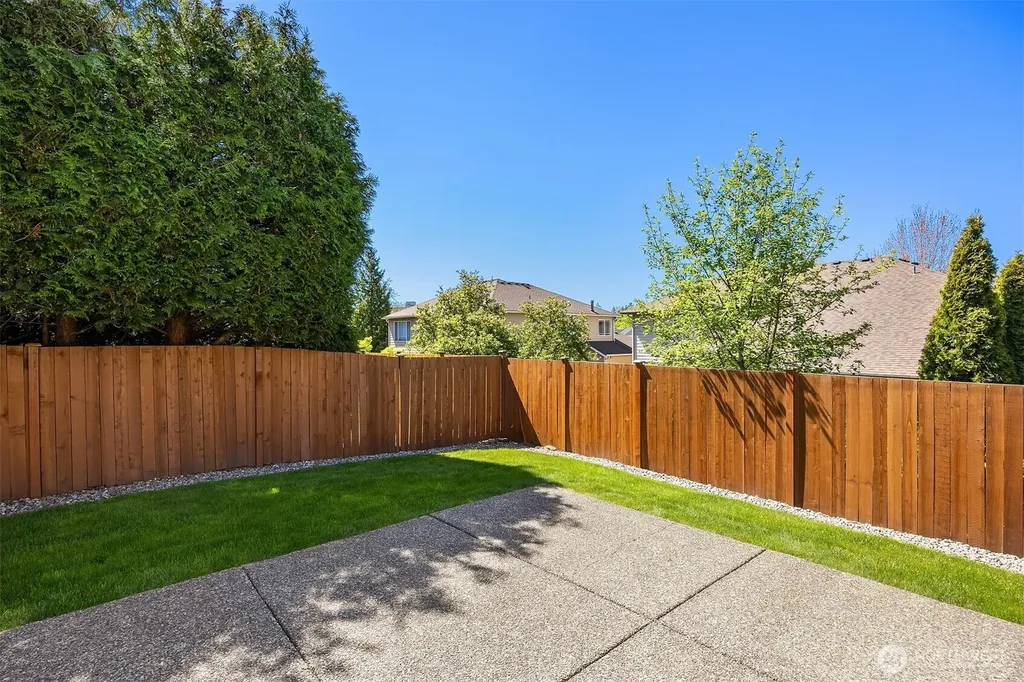 23713 SE 5th Court Sammamish WA 98074