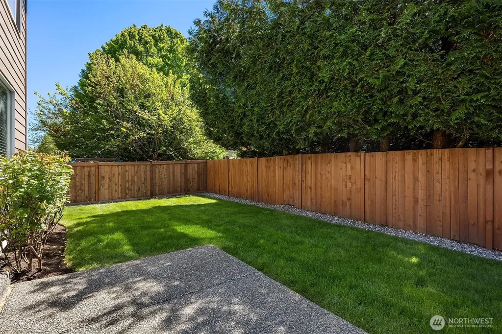 23713 SE 5th Court Sammamish WA 98074