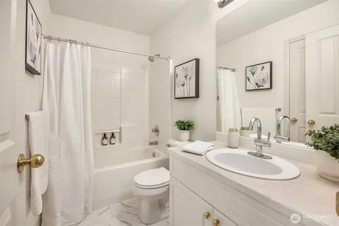 23713 SE 5th Court Sammamish WA 98074