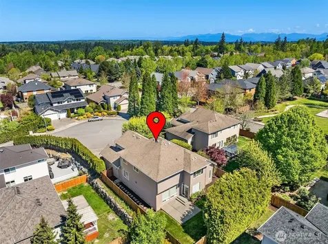 23713 SE 5th Court Sammamish WA 98074