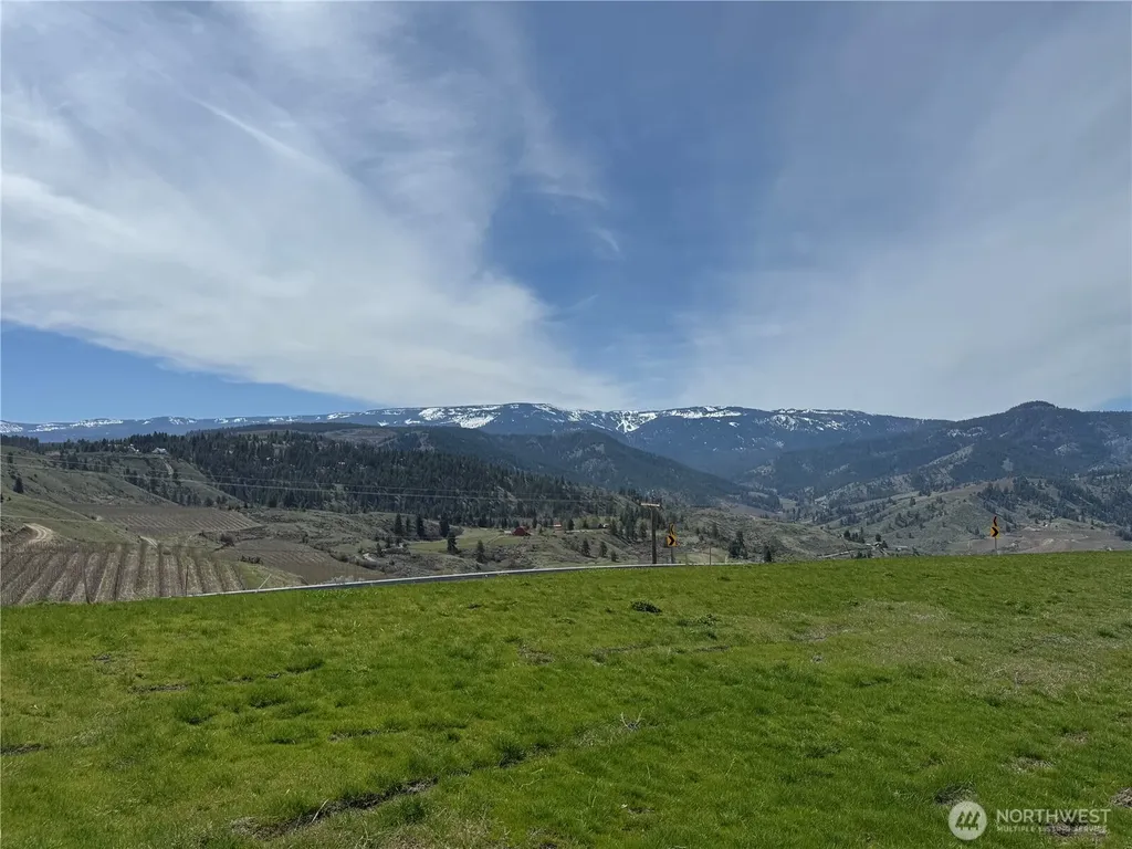 2 Wenatchee Heights Road Wenatchee WA 98801