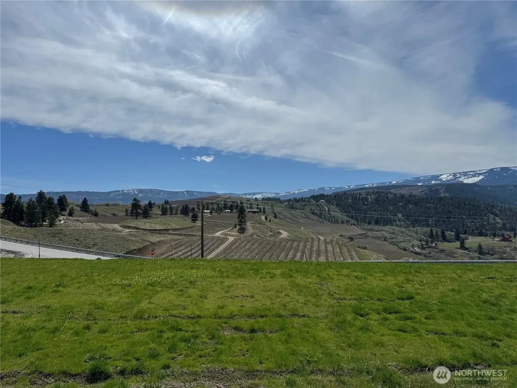 2 Wenatchee Heights Road Wenatchee WA 98801