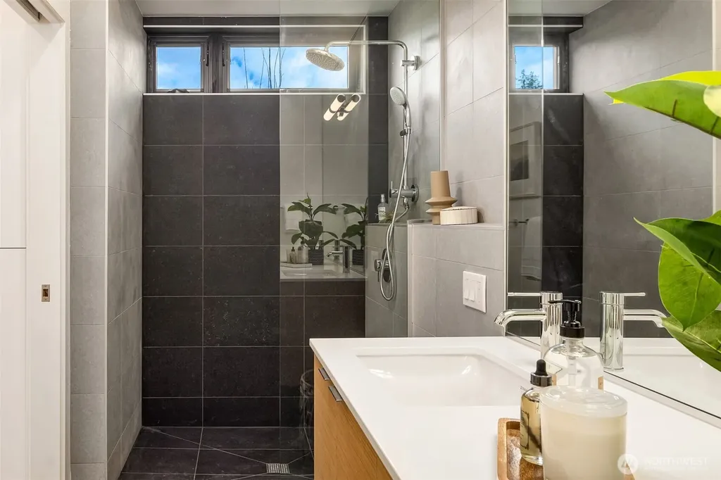 226 Canopy Path NW Bainbridge Island WA 98110