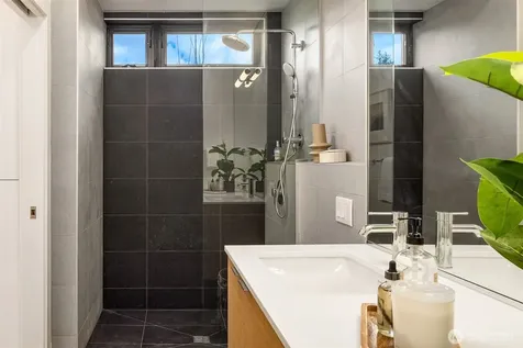 226 Canopy Path NW Bainbridge Island WA 98110