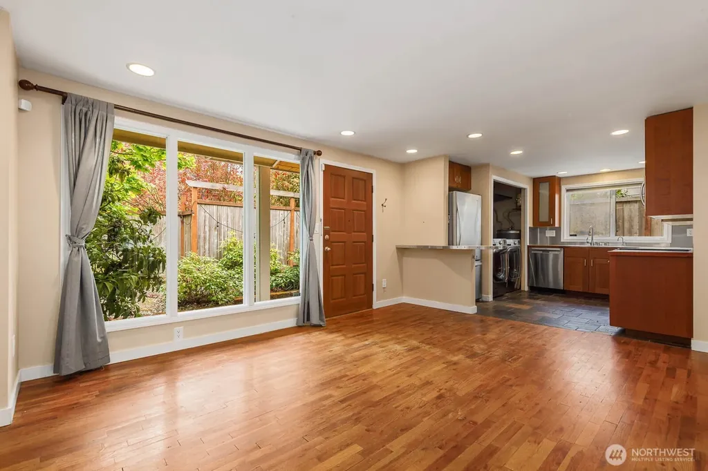 1811 29th Avenue Seattle WA 98122