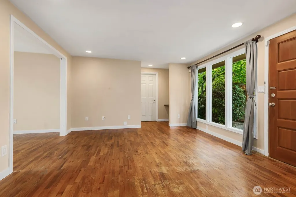 1811 29th Avenue Seattle WA 98122