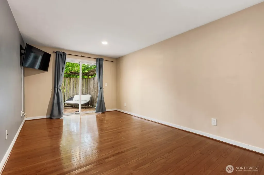 1811 29th Avenue Seattle WA 98122