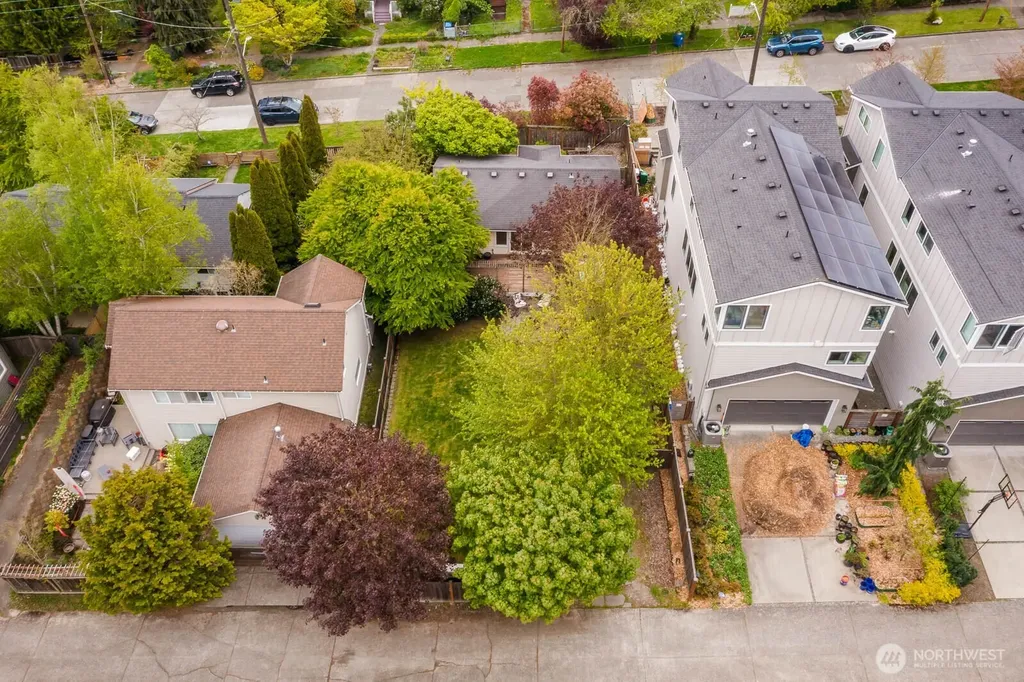 1811 29th Avenue Seattle WA 98122