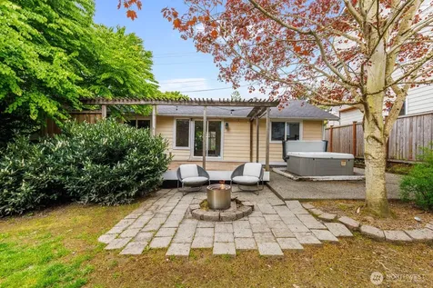 1811 29th Avenue Seattle WA 98122