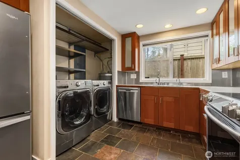1811 29th Avenue Seattle WA 98122