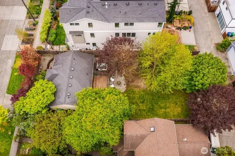 1811 29th Avenue Seattle WA 98122