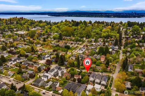 1811 29th Avenue Seattle WA 98122