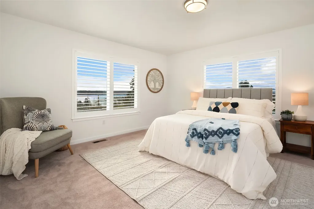 2401 E 16th Street Bremerton WA 98310