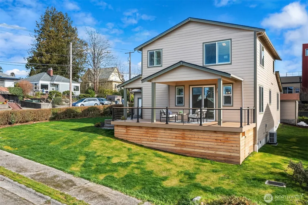 2401 E 16th Street Bremerton WA 98310