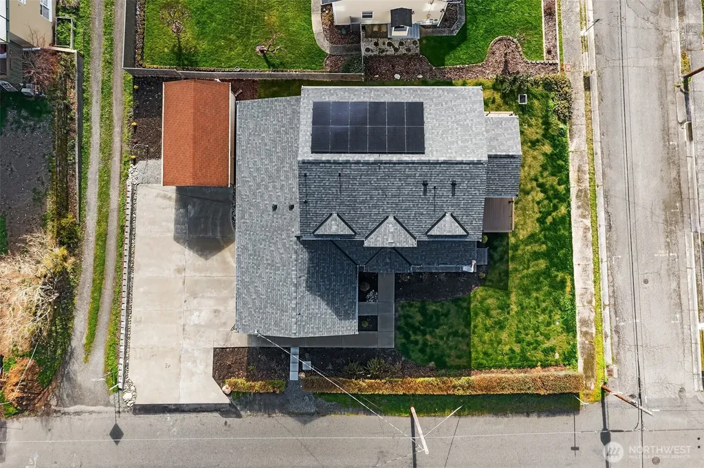 2401 E 16th Street Bremerton WA 98310