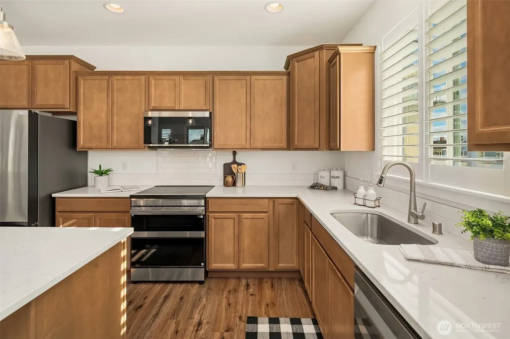 2401 E 16th Street Bremerton WA 98310