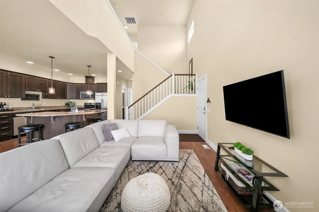 23063 Sunserra Loop NW Quincy WA 98848