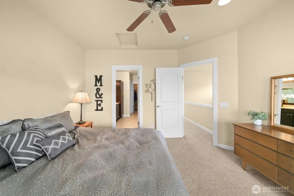 23063 Sunserra Loop NW Quincy WA 98848