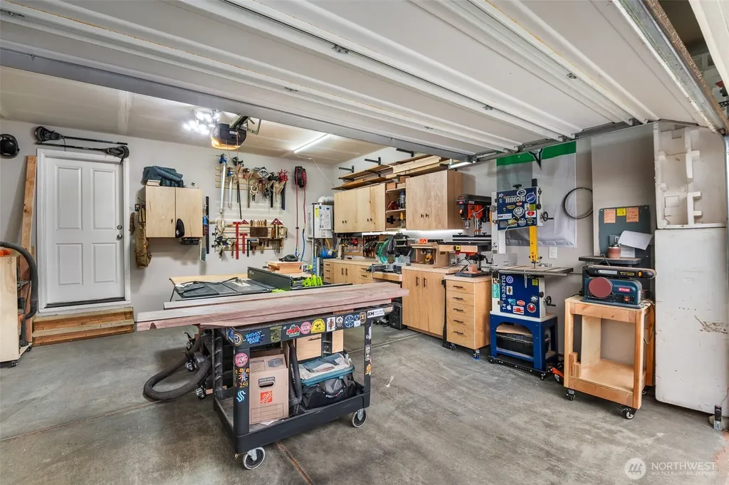 18734 105th Lane E Puyallup WA 98374