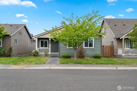 18734 105th Lane E Puyallup WA 98374