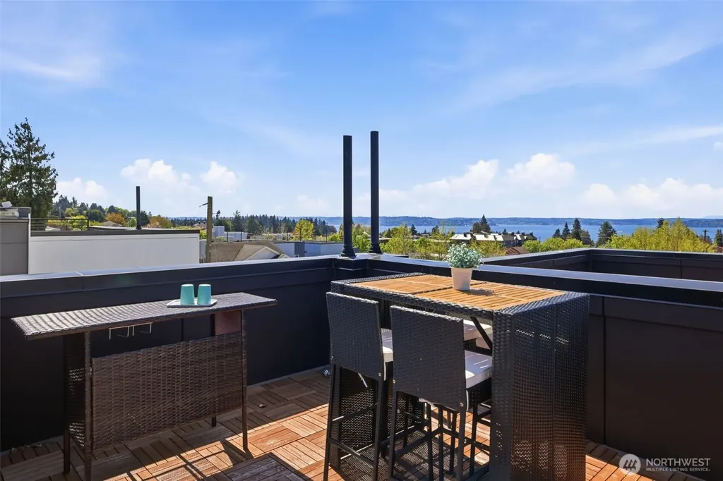 6406 Fauntleroy Way SW Seattle WA 98136