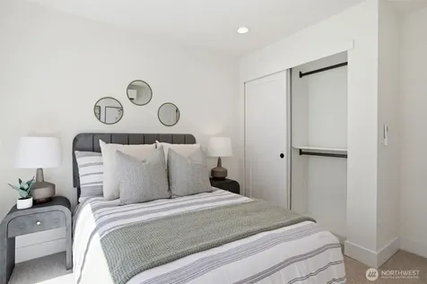 6406 Fauntleroy Way SW Seattle WA 98136