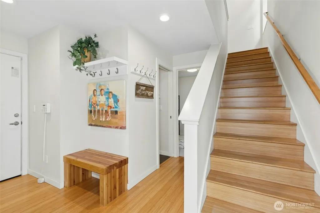 4411 Meridian Avenue N Seattle WA 98103