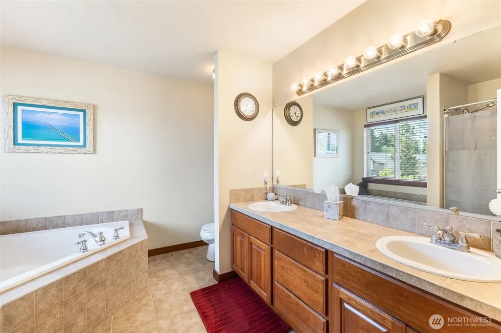 20225 194th Avenue E Orting WA 98360