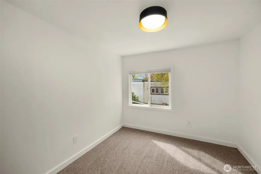 24222 54th Avenue W Mountlake Terrace WA 98043