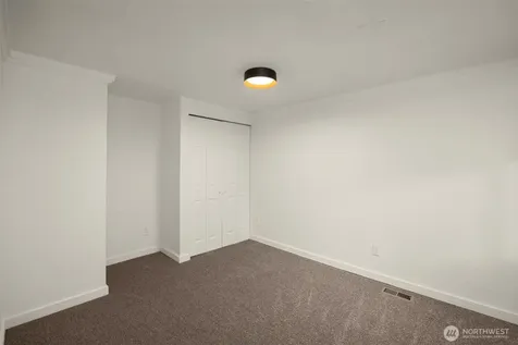24222 54th Avenue W Mountlake Terrace WA 98043