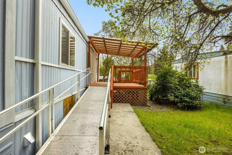 24222 54th Avenue W Mountlake Terrace WA 98043