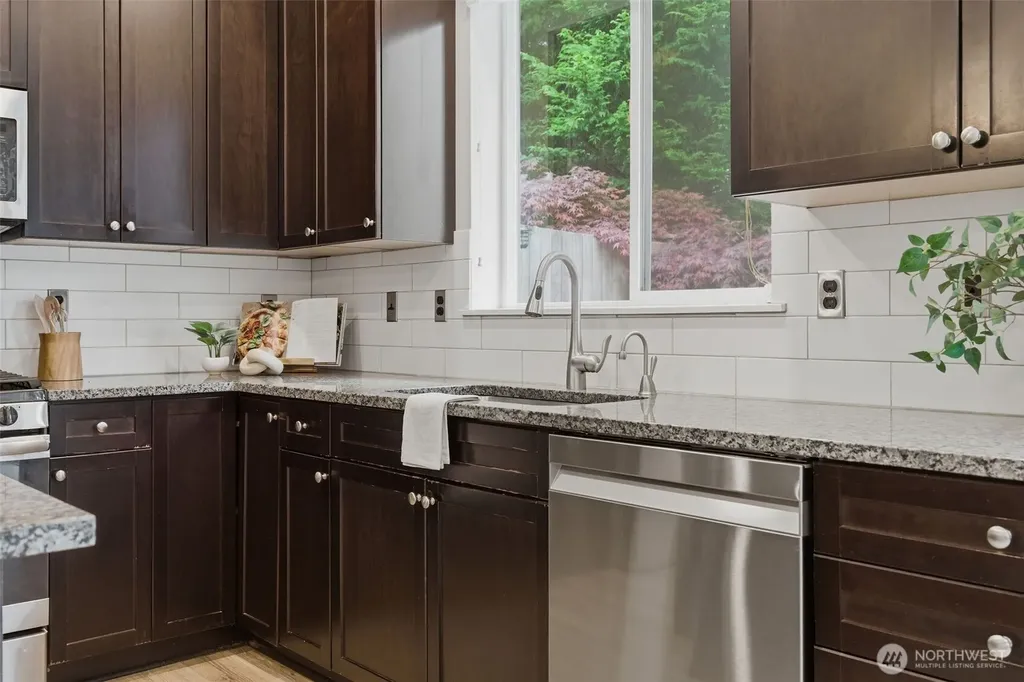 1916 98th Avenue SE Lake Stevens WA 98258