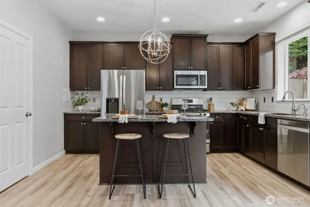 1916 98th Avenue SE Lake Stevens WA 98258