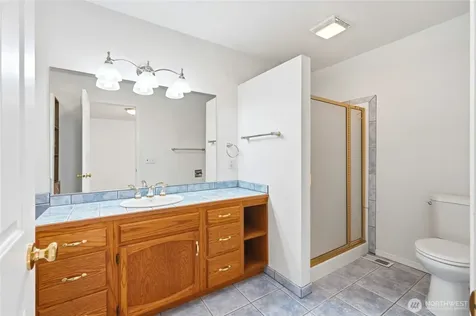 2198 Aurora Court Oak Harbor WA 98277