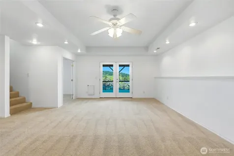 2198 Aurora Court Oak Harbor WA 98277