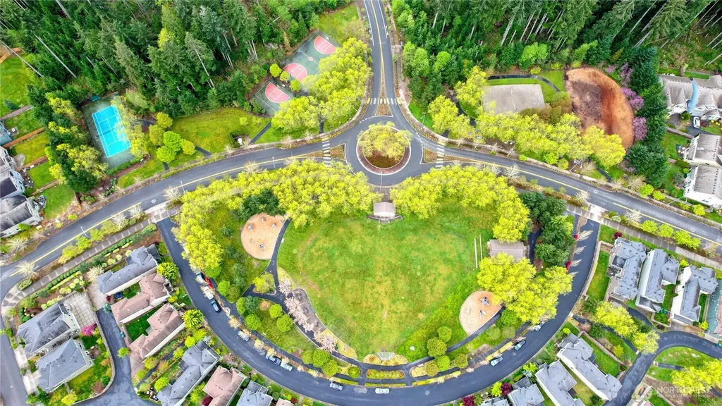 10248 242nd Avenue NE Redmond WA 98053