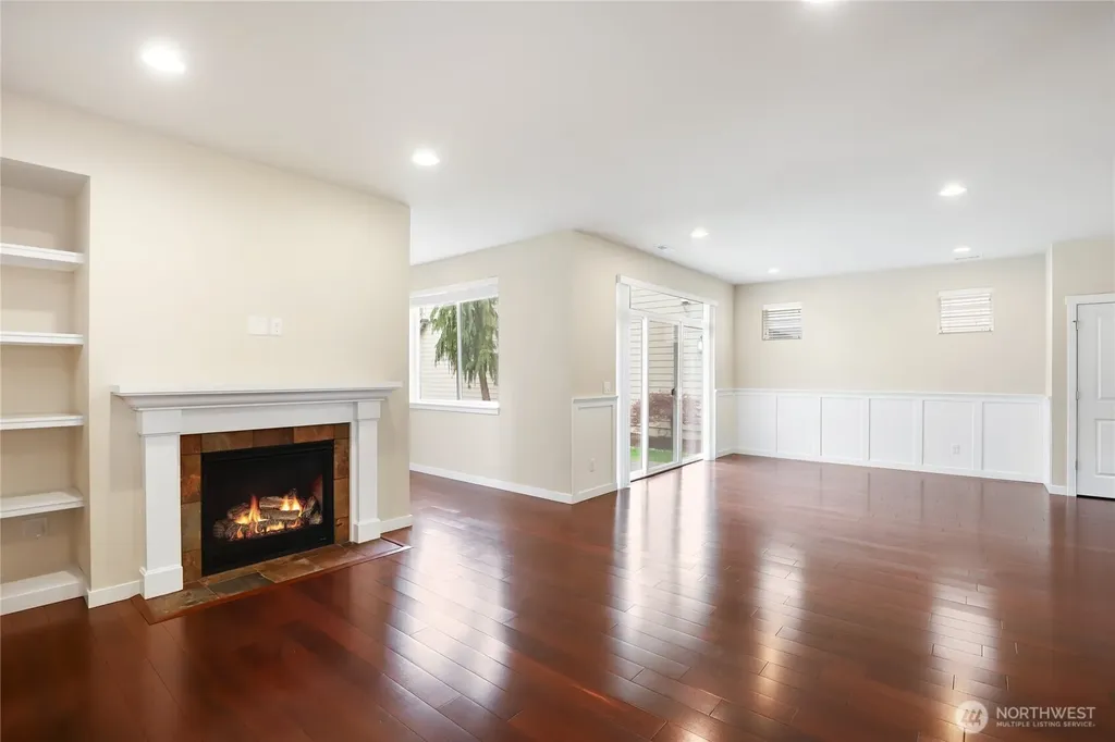 10248 242nd Avenue NE Redmond WA 98053