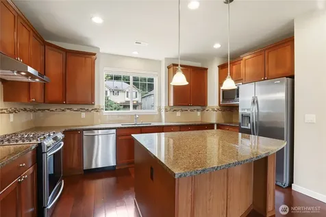 10248 242nd Avenue NE Redmond WA 98053