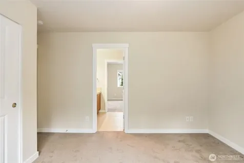 10248 242nd Avenue NE Redmond WA 98053