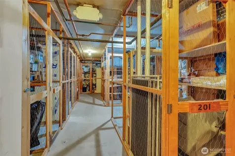919 2nd Avenue W Seattle WA 98119