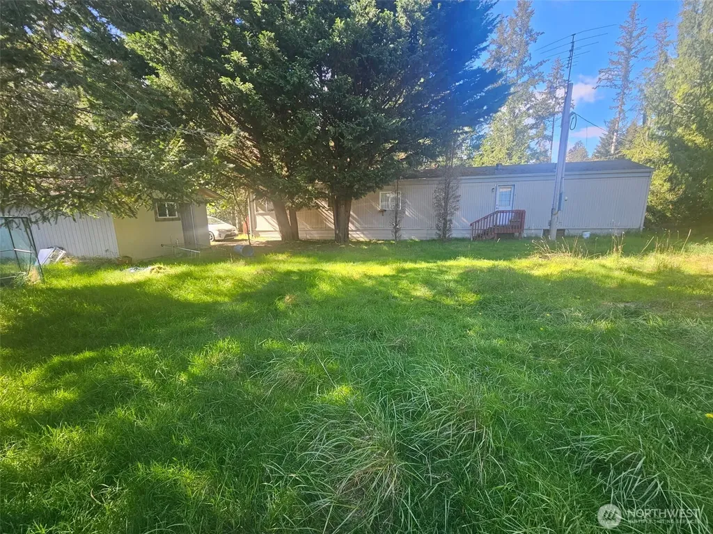 1160 E Lakeshore Drive W Shelton WA 98584