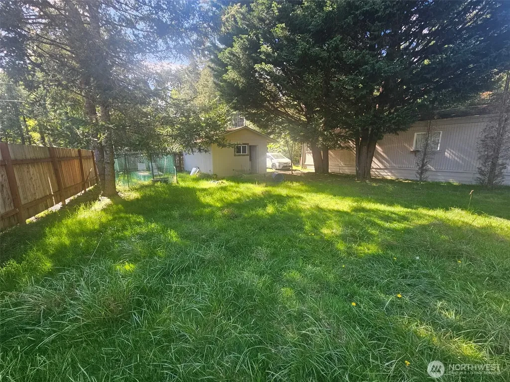 1160 E Lakeshore Drive W Shelton WA 98584