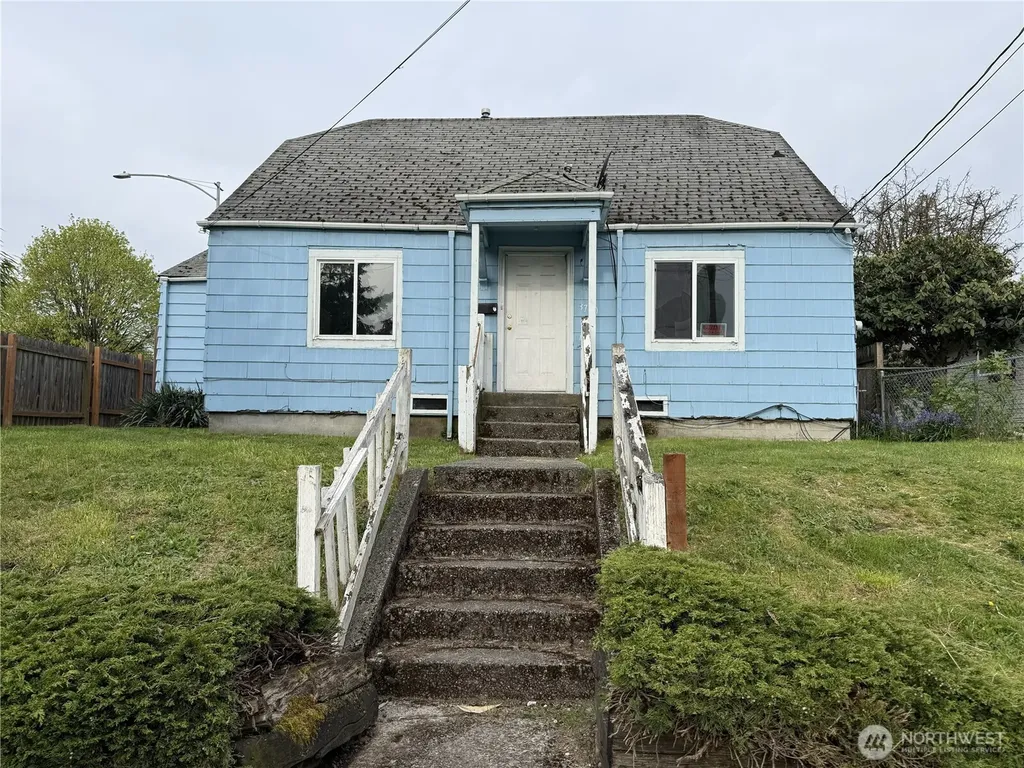 3790 E B Street Tacoma WA 98404