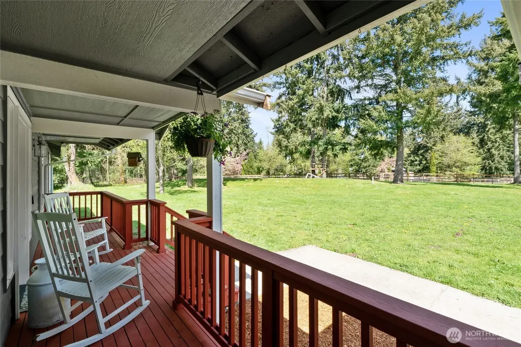 19731 161st Way SE Yelm WA 98597
