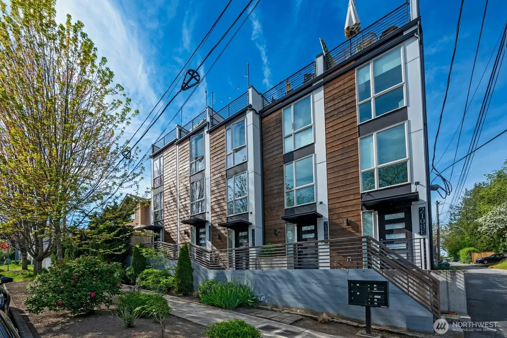2108 E James Street Seattle WA 98122