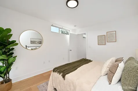2108 E James Street Seattle WA 98122