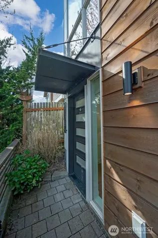2108 E James Street Seattle WA 98122