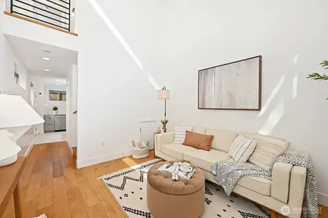 2108 E James Street Seattle WA 98122
